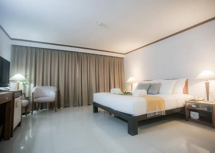 Friday Hotel