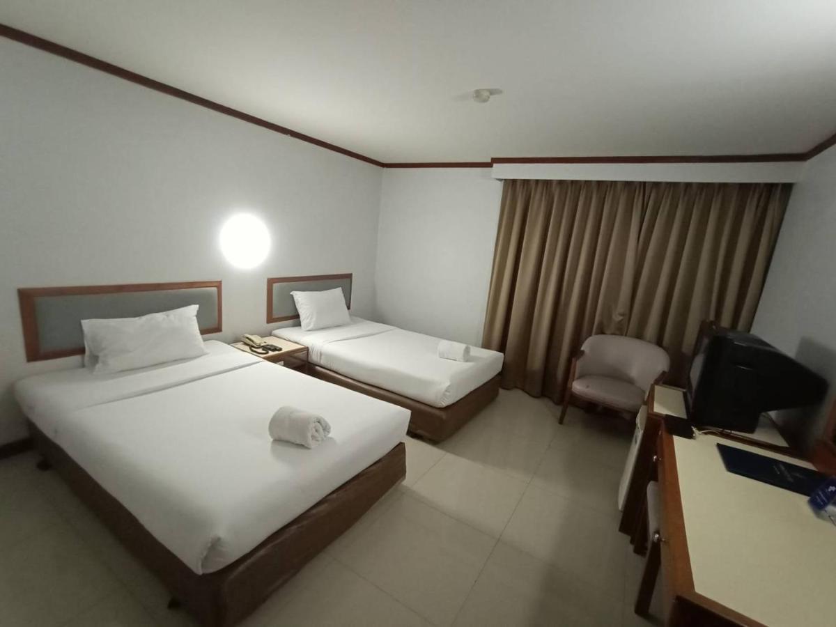 Friday Hotel 4*