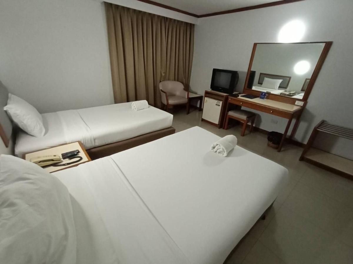 Friday Hotel 4*