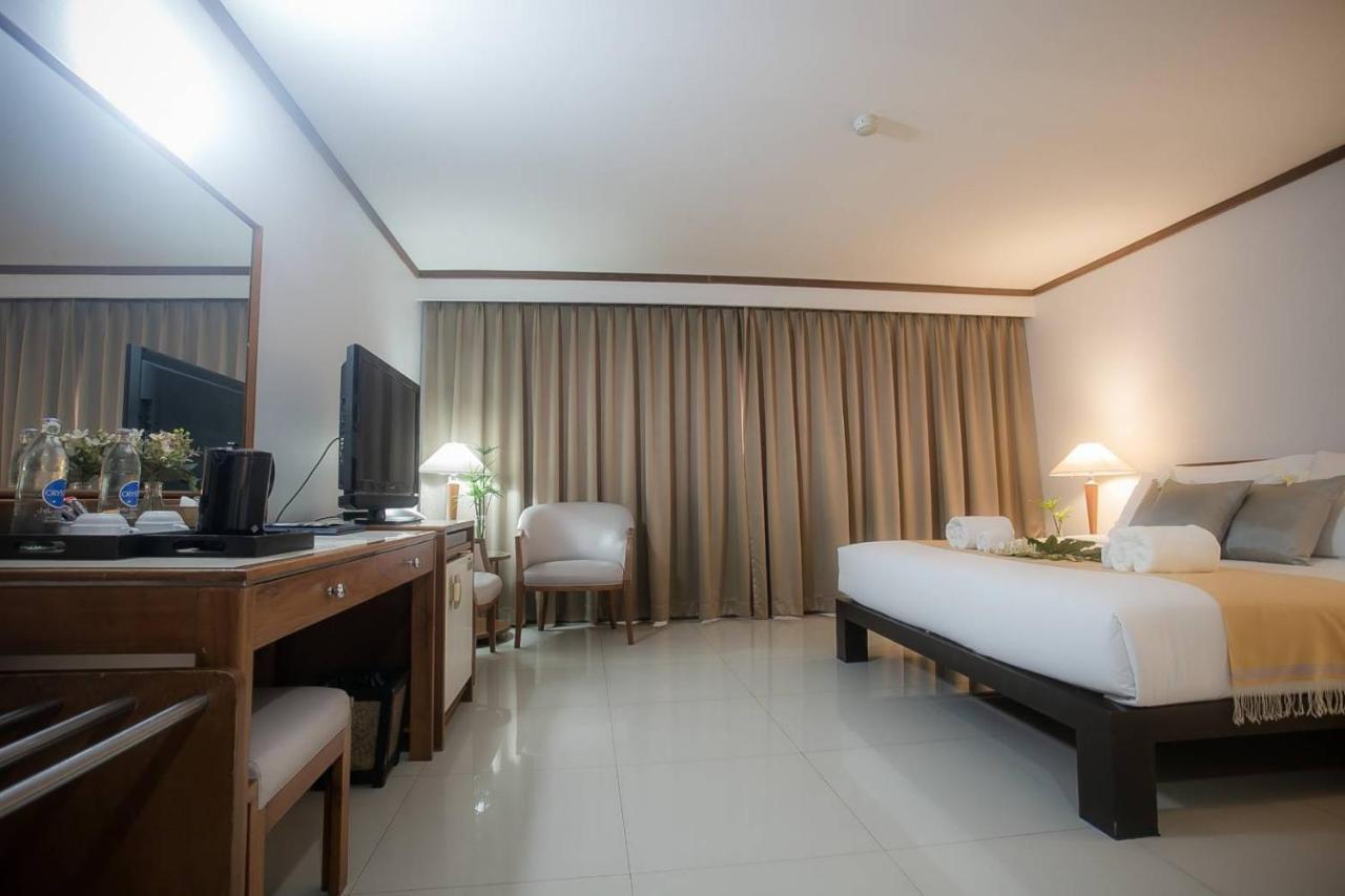 Friday 4* Uttaradit