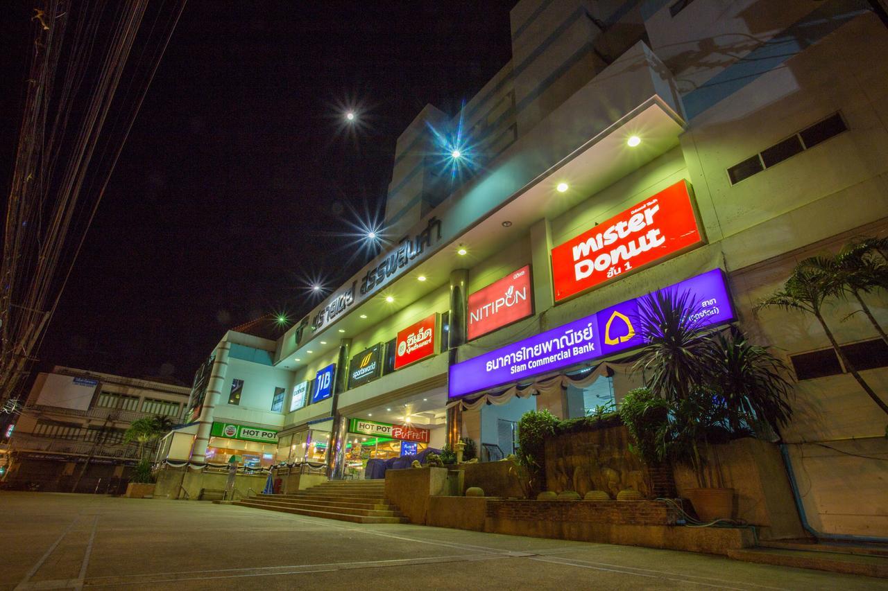 Hotel Friday Uttaradit