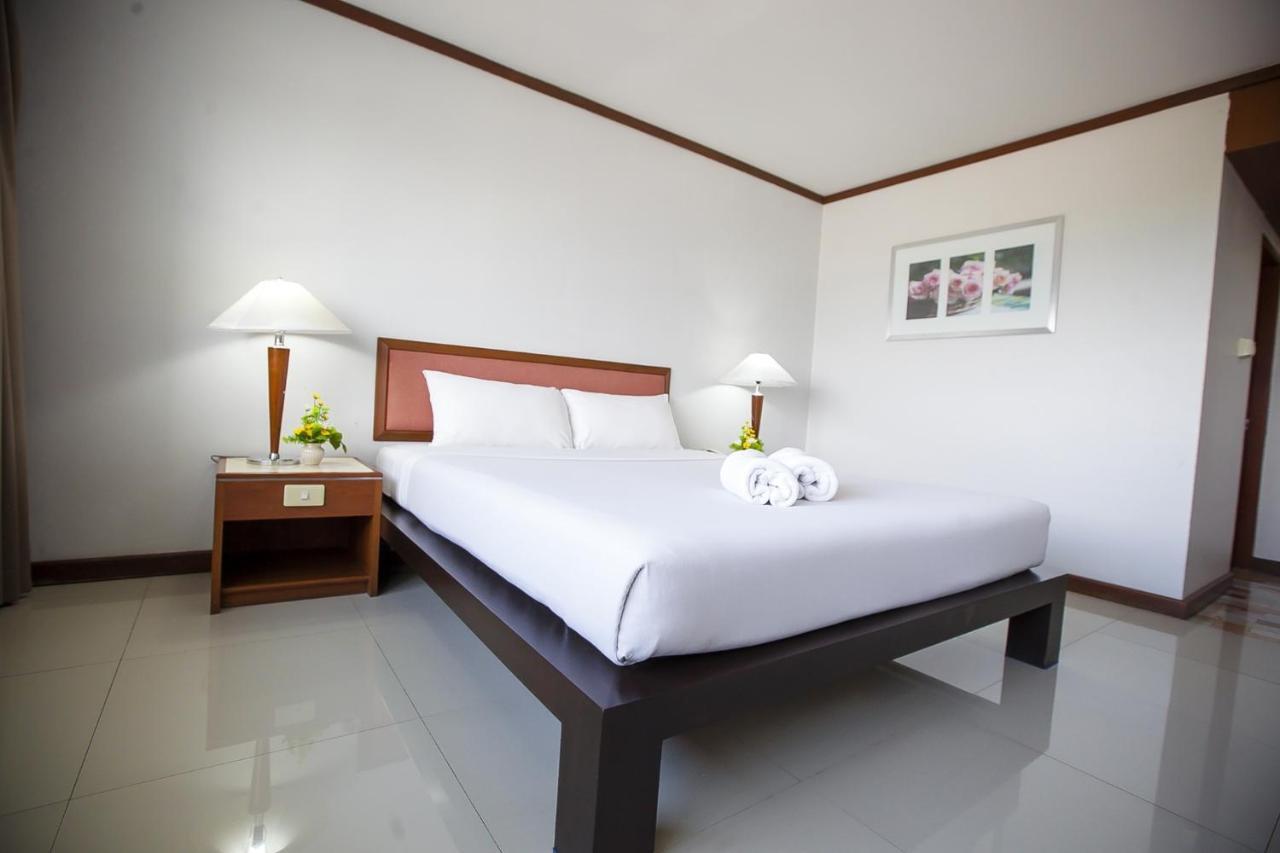 Friday 4* Uttaradit
